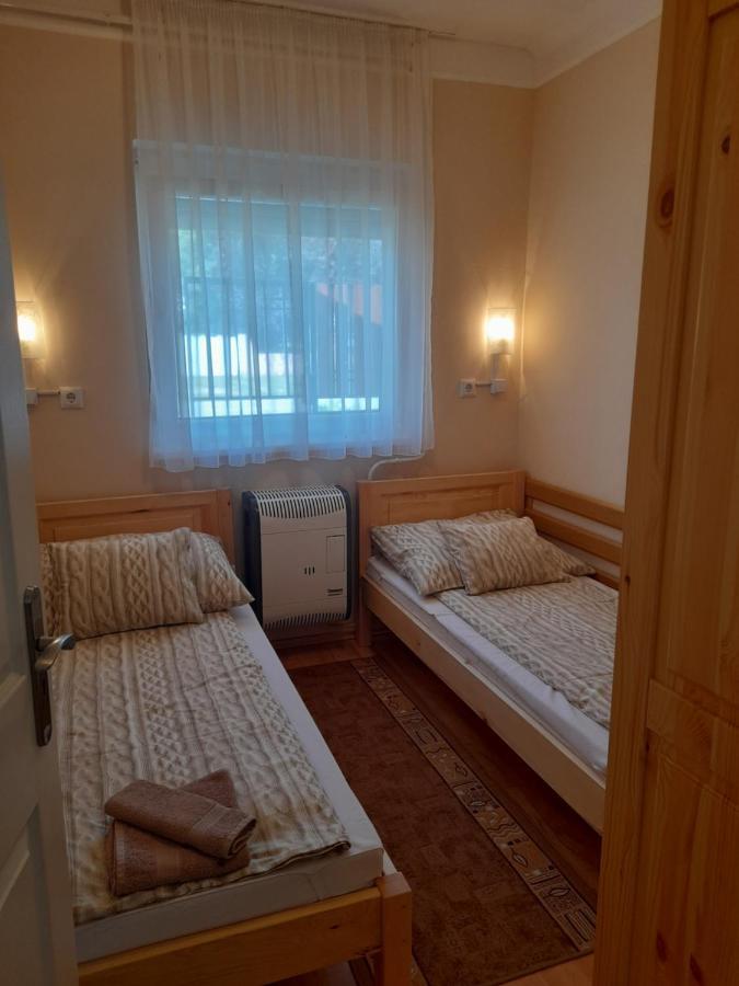Thermal Apartman Tiszafuered מראה חיצוני תמונה